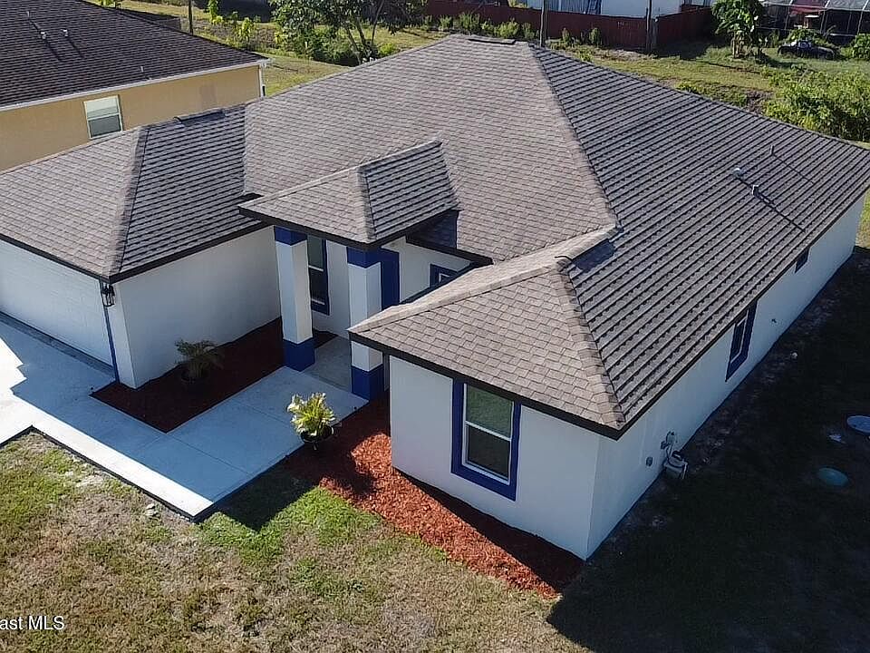 1401 Alberni - Interior