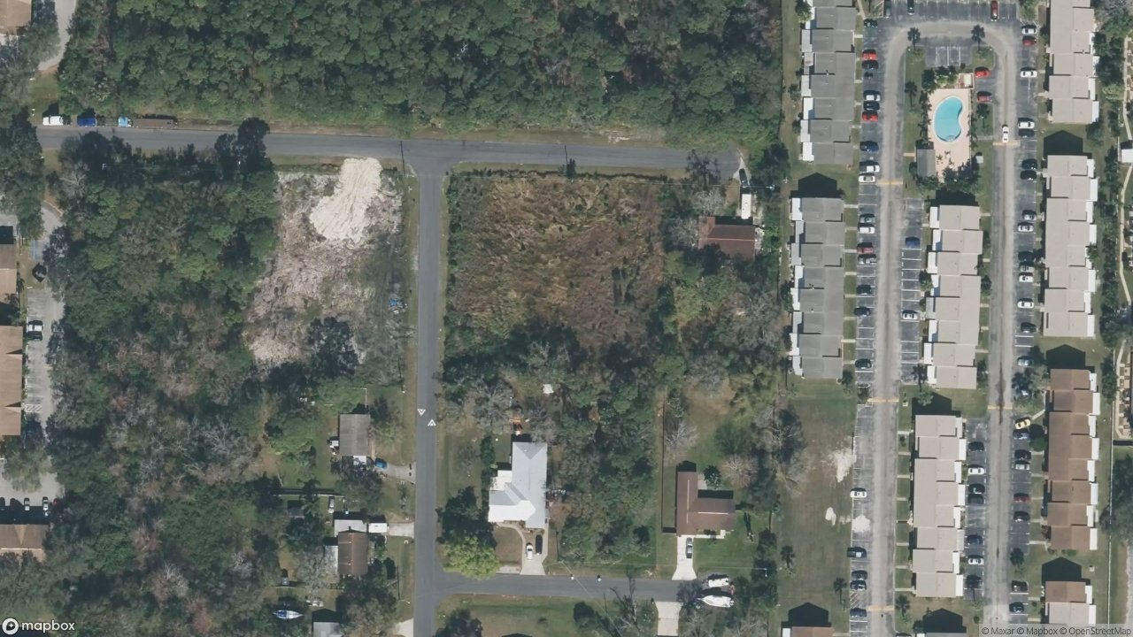 1581 & 1591 Lakewood Drive NE — pure satellite view